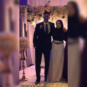 Meet your Posher, Mona